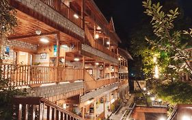 Hotel Negi'S Mayflower A Heritage Since 1965